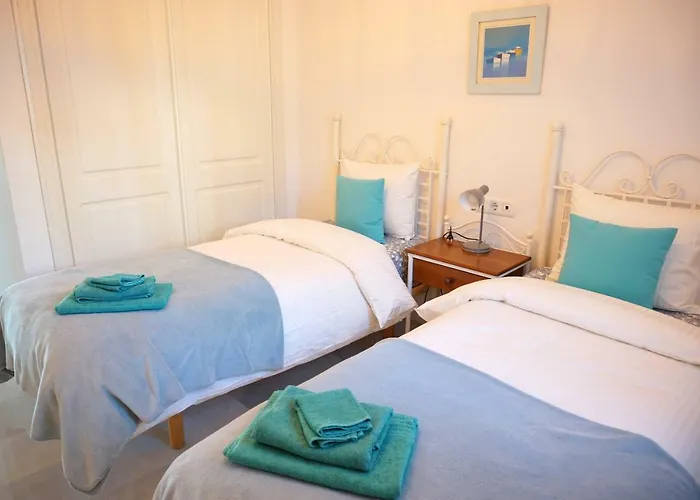 Frontline Ground Floor With Privet Garden, Mi Capricho 16 Mijas